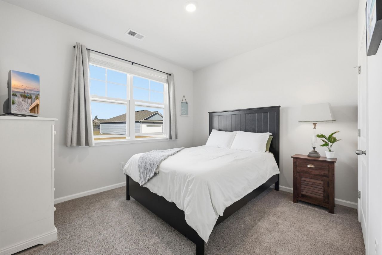 655 Gryffindor Dr. Photo 19