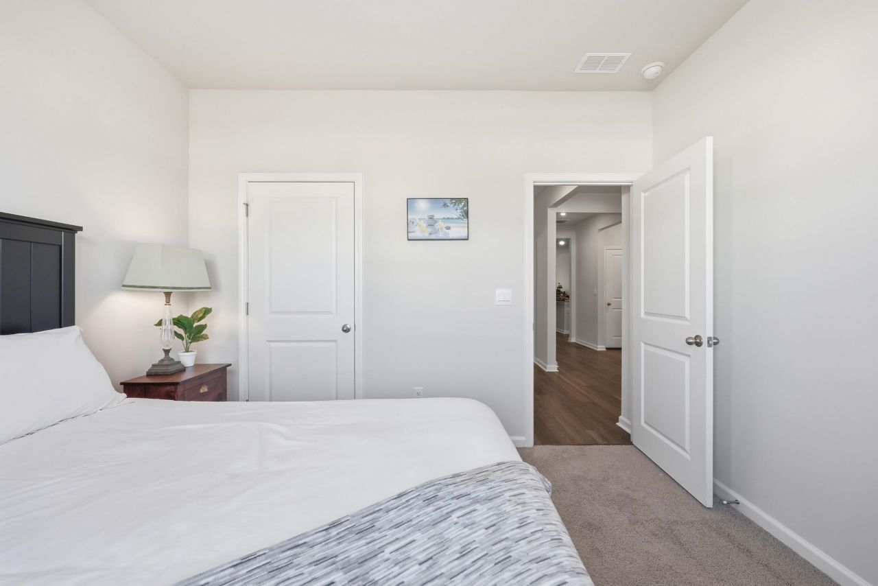 655 Gryffindor Dr. Photo 20