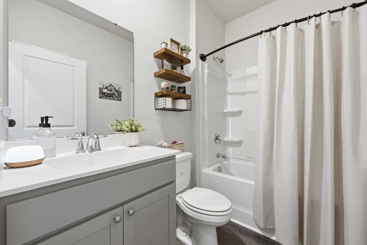 655 Gryffindor Dr. Photo 21