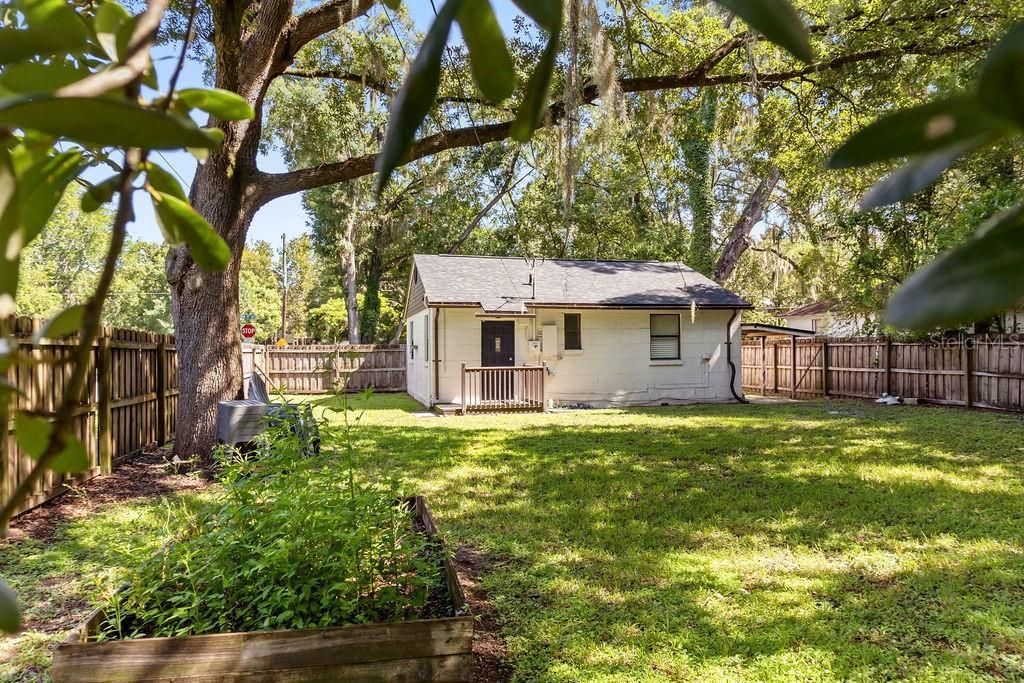 825 NW 19th Avenue , Gainesville, FL 32609 Photo