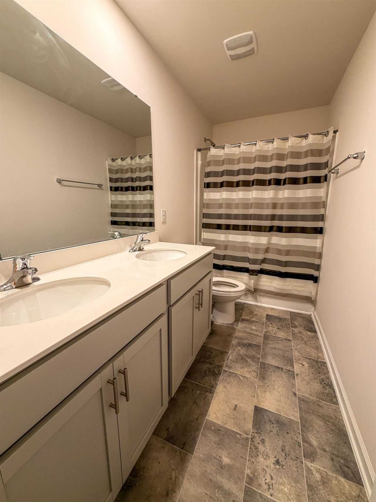 2109 Connor Way  Photo 34