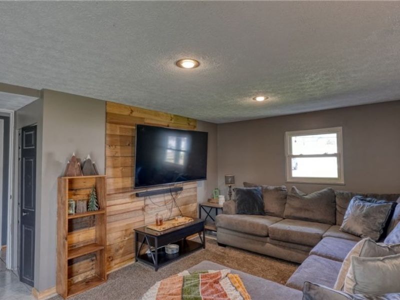 122 Myrna Drive, Cambridge, OH 43725 Photo 32