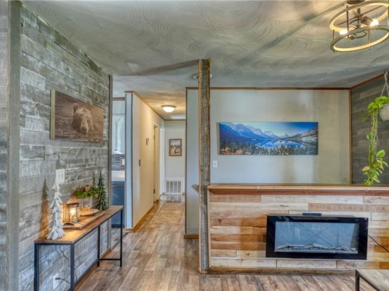 122 Myrna Drive, Cambridge, OH 43725 Photo 4