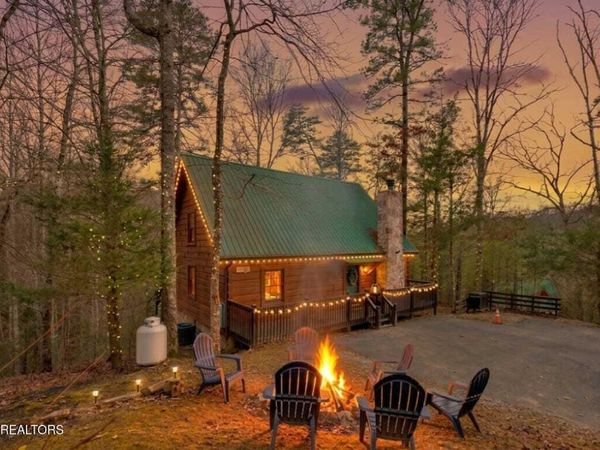 1247 Secona Way, Sevierville, TN 37876