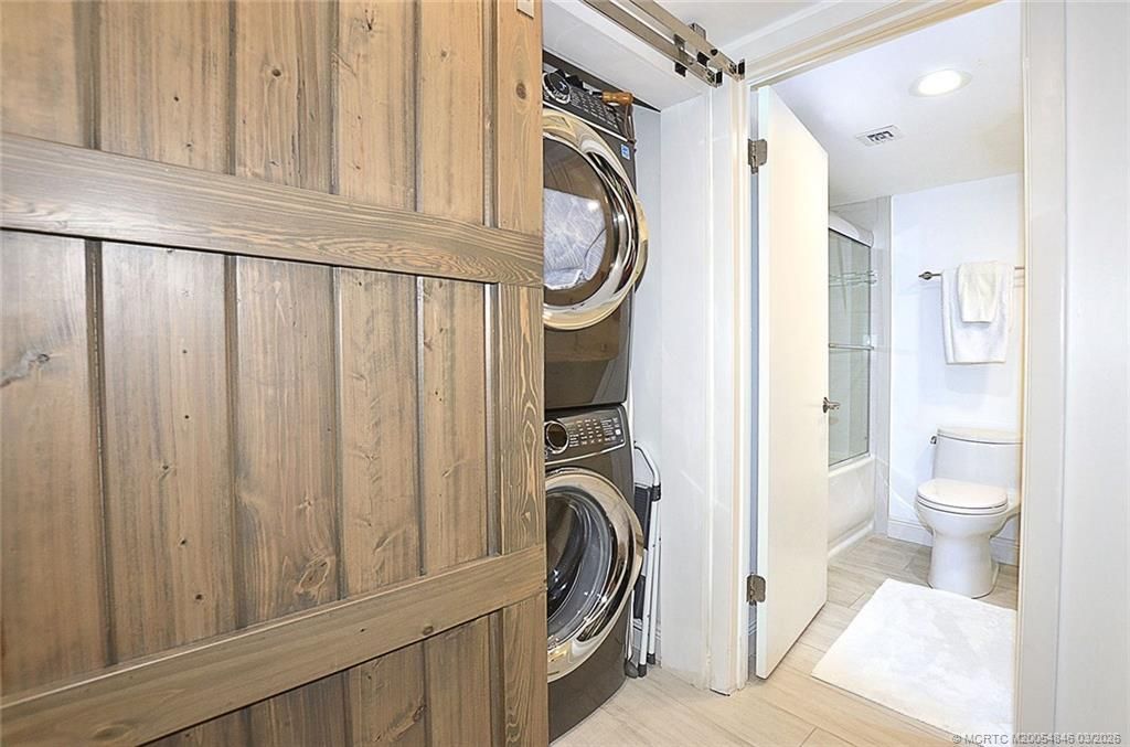 529 NE Plantation Road, Unit 310, Stuart, FL 34996 Photo