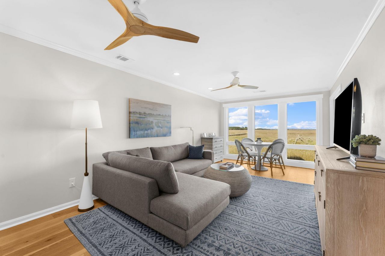 2111 Landfall Way Photo 11