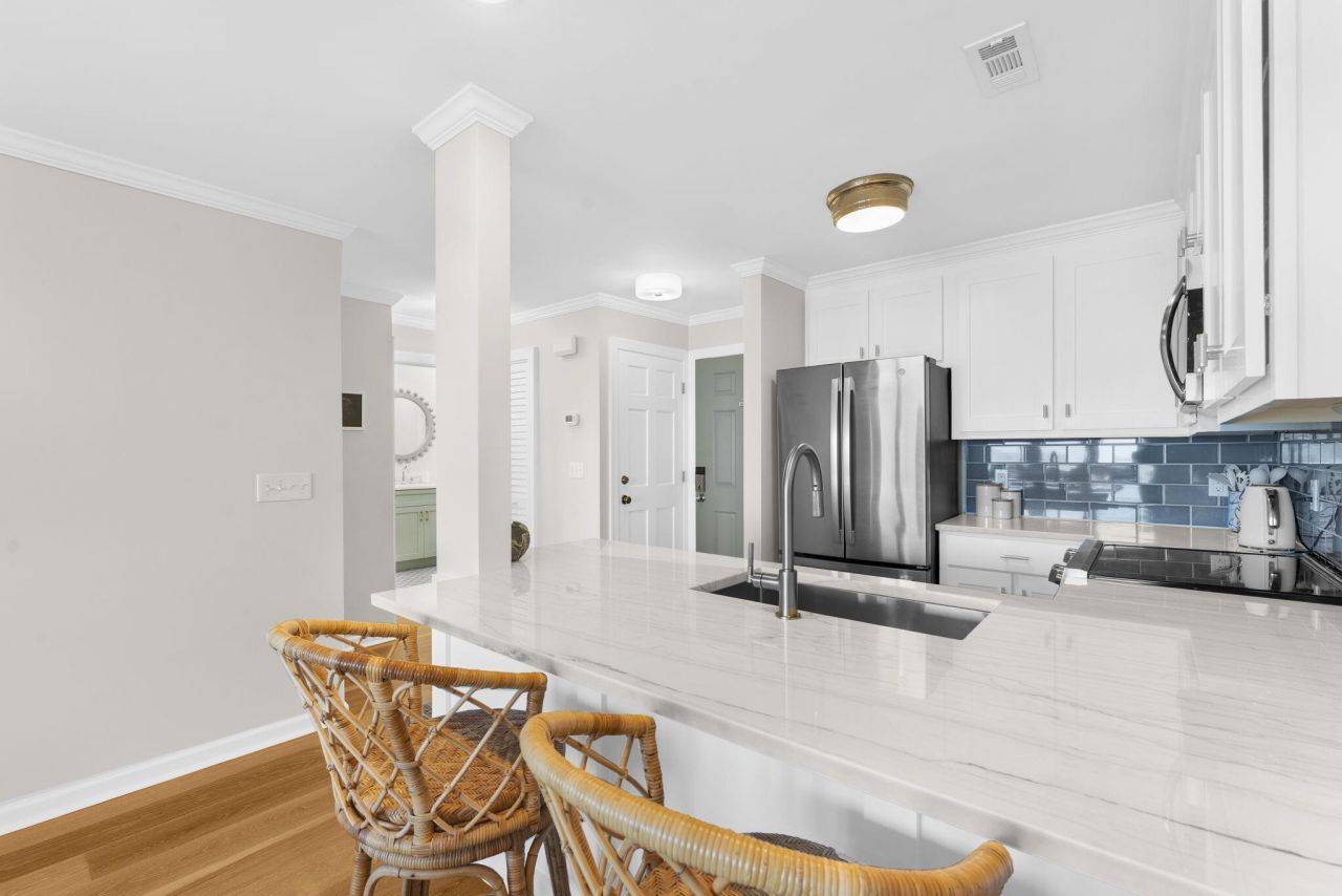 2111 Landfall Way Photo 18