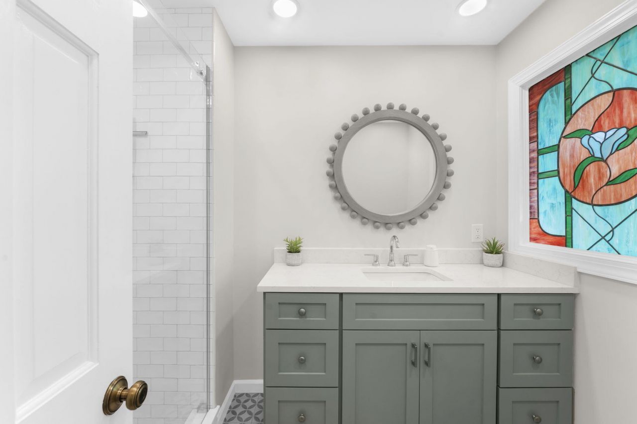 2111 Landfall Way Photo 24