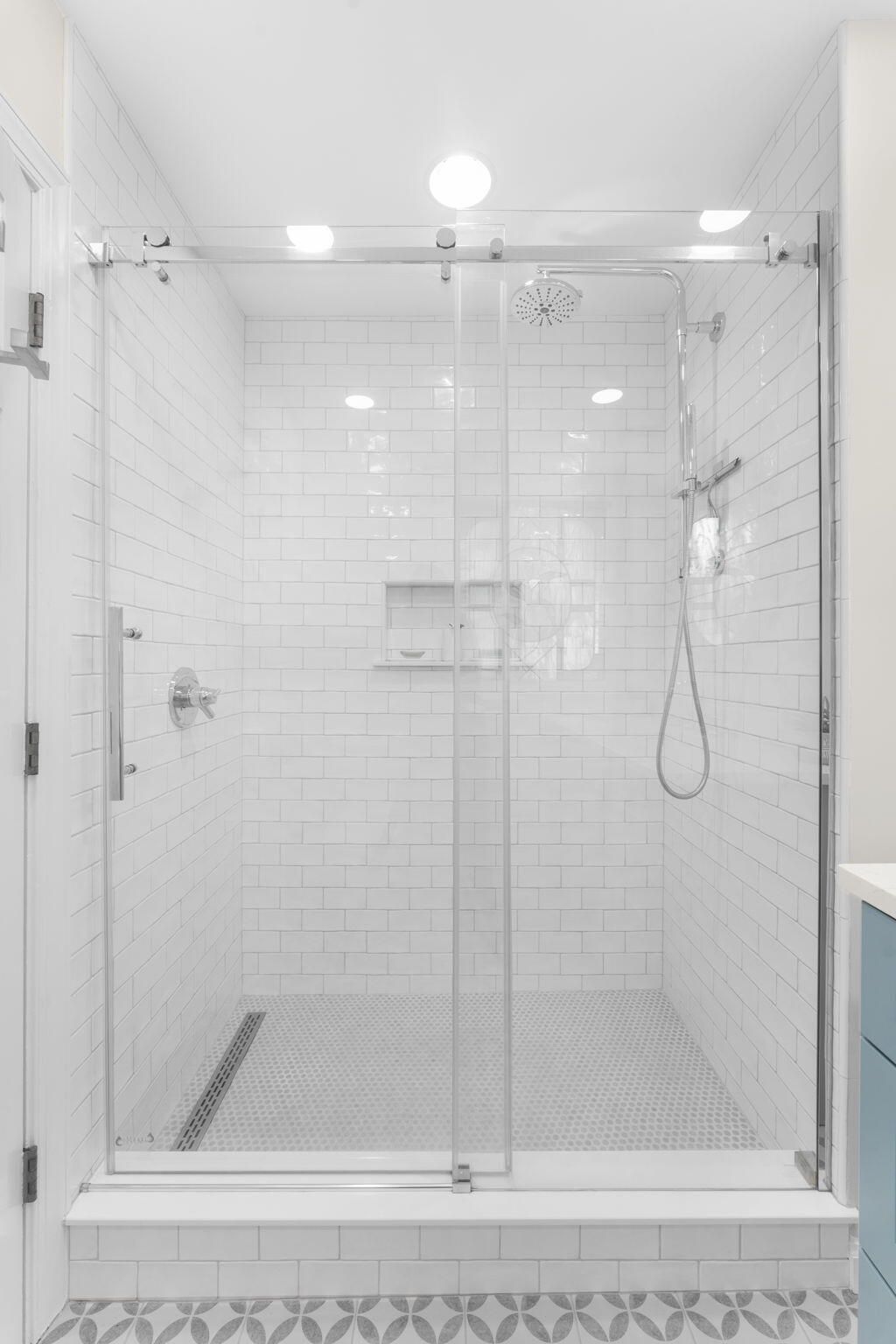 2111 Landfall Way Photo 25