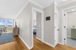 2111 Landfall Way photo 4