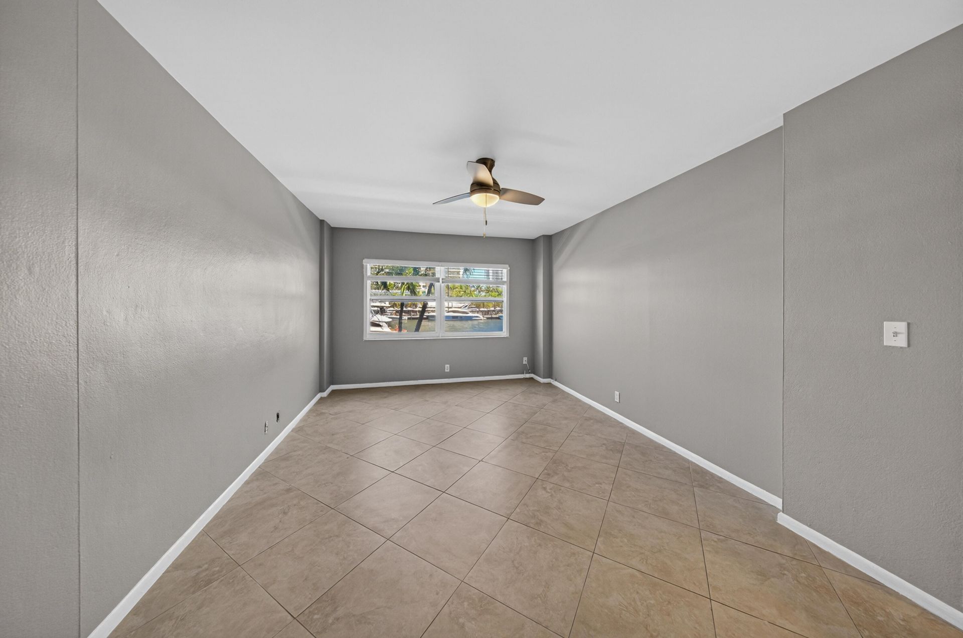 2900 NE 30th Street, Unit L2, Fort Lauderdale, FL 33306 Photo