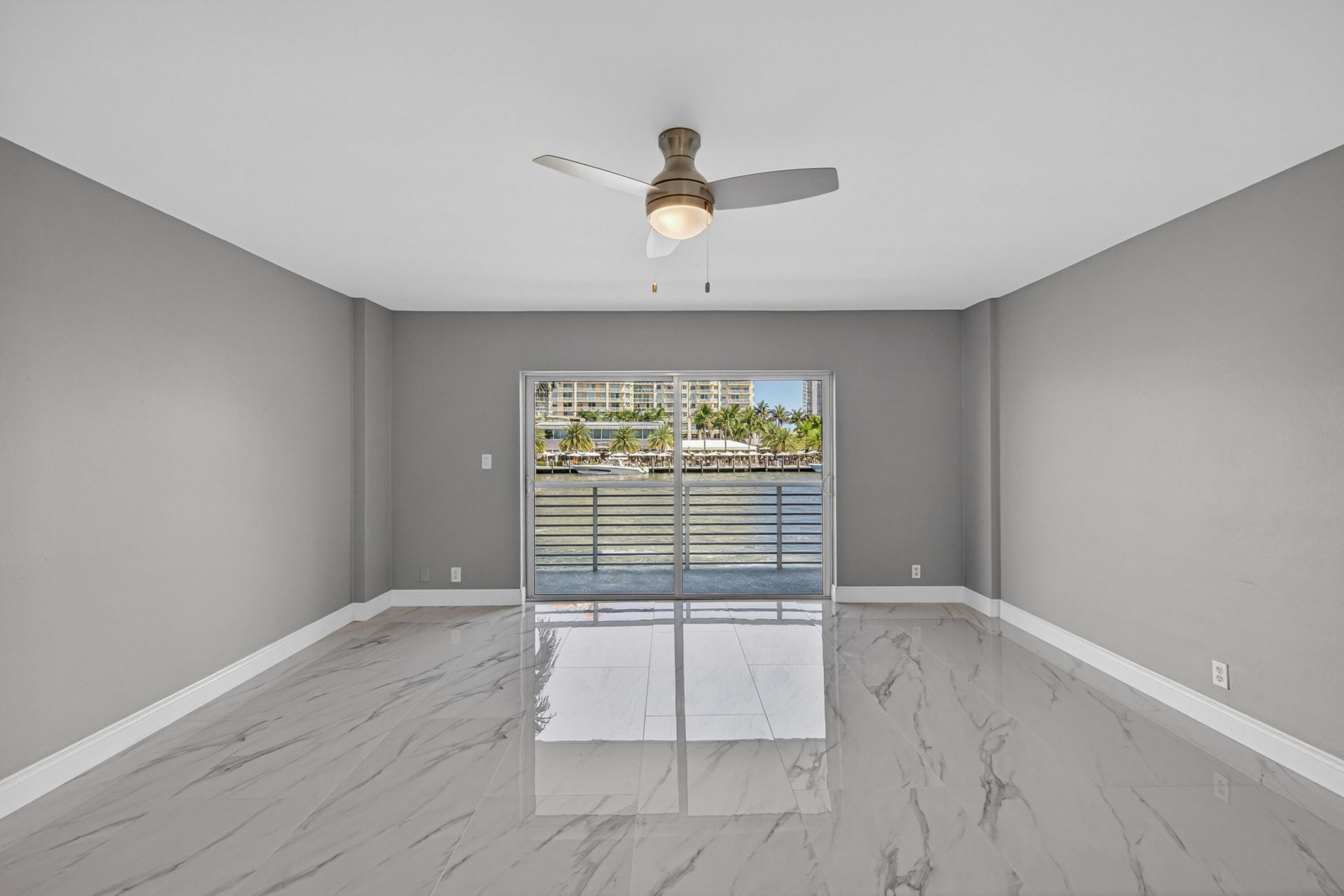 2900 NE 30th Street, Unit L2, Fort Lauderdale, FL 33306 Photo