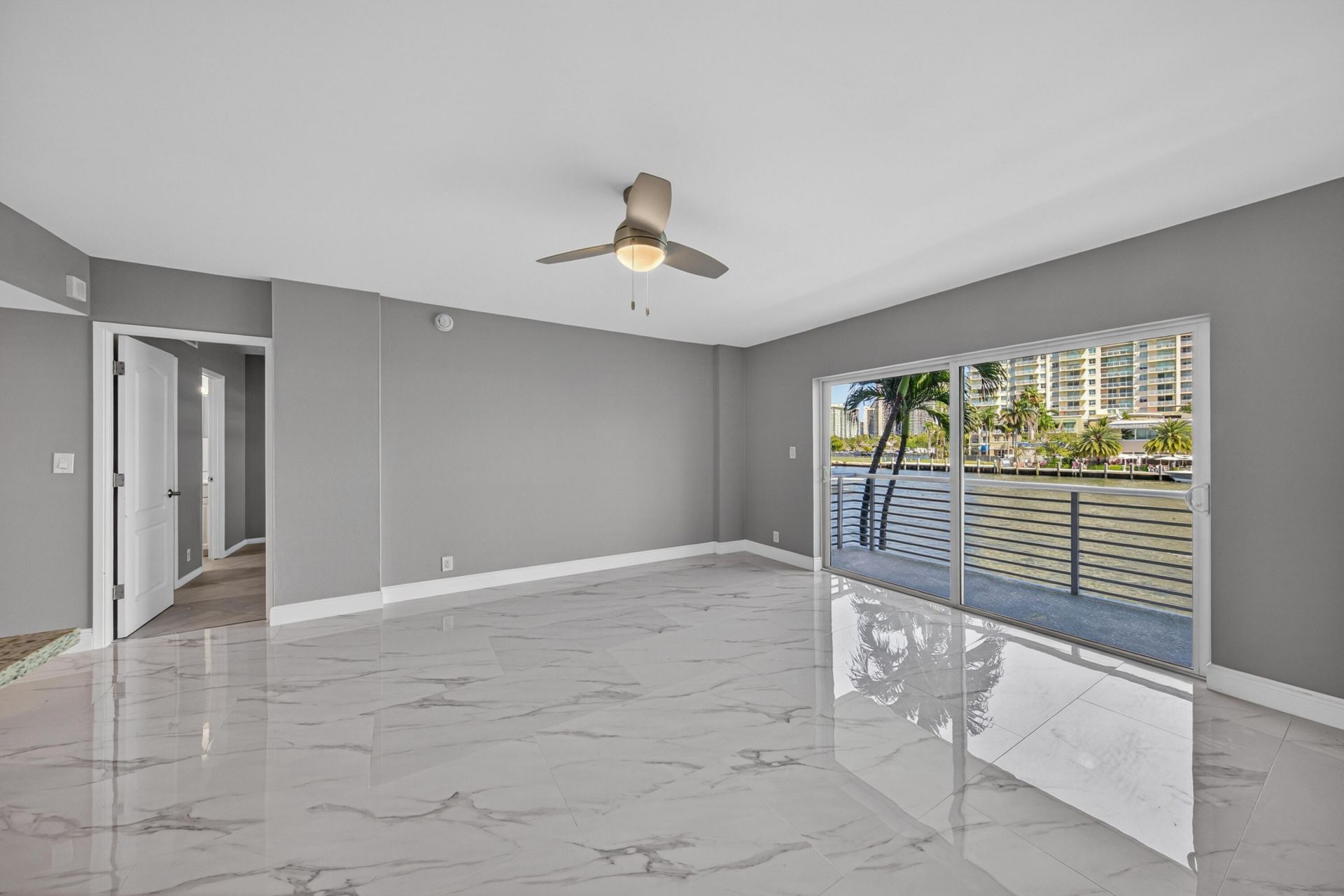 2900 NE 30th Street, Unit L2, Fort Lauderdale, FL 33306 Photo