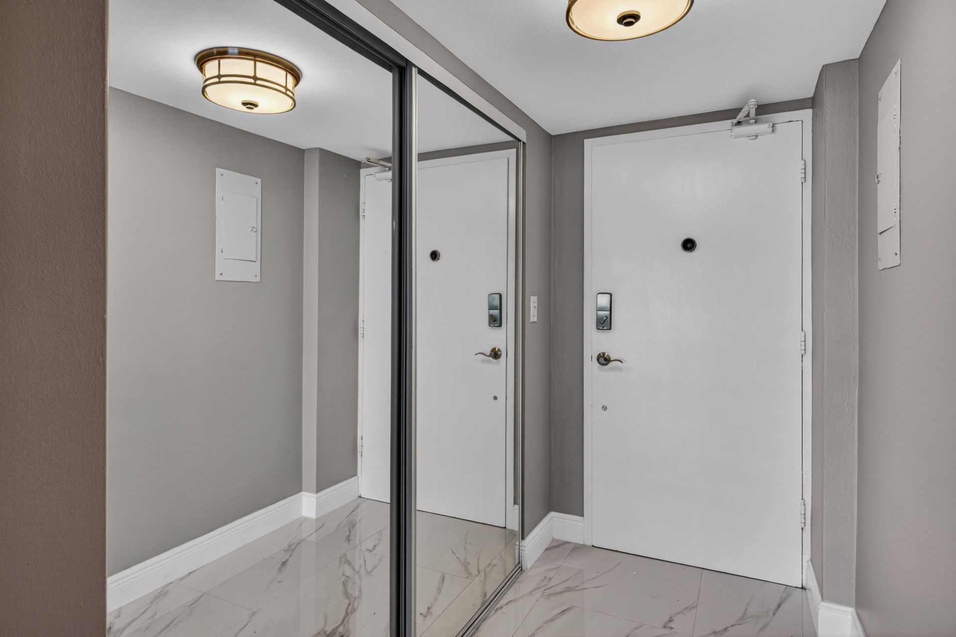 2900 NE 30th Street, Unit L2, Fort Lauderdale, FL 33306 Photo