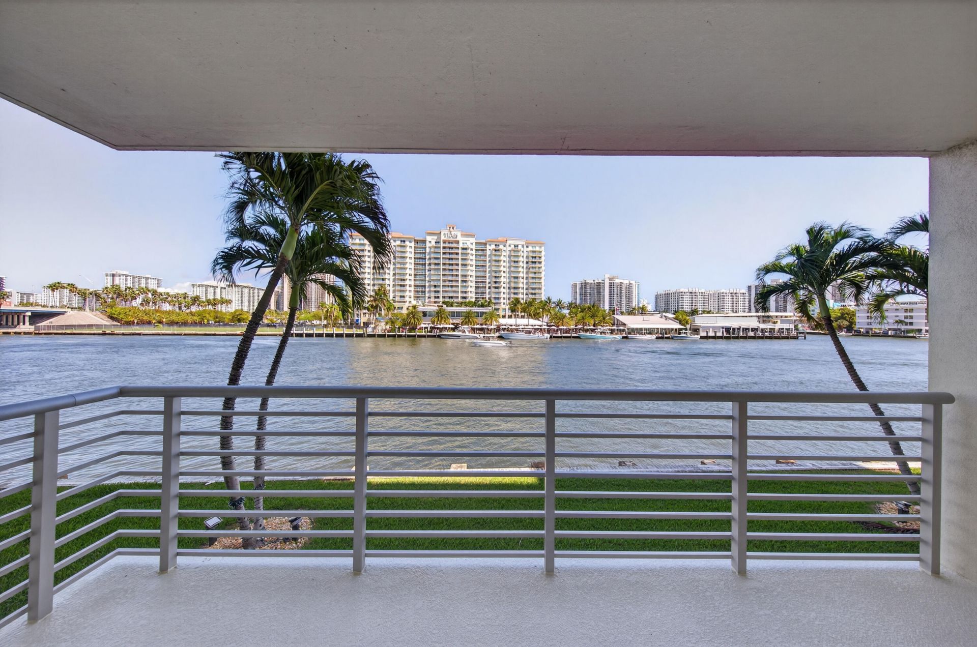 2900 NE 30th Street, Unit L2, Fort Lauderdale, FL 33306 Photo