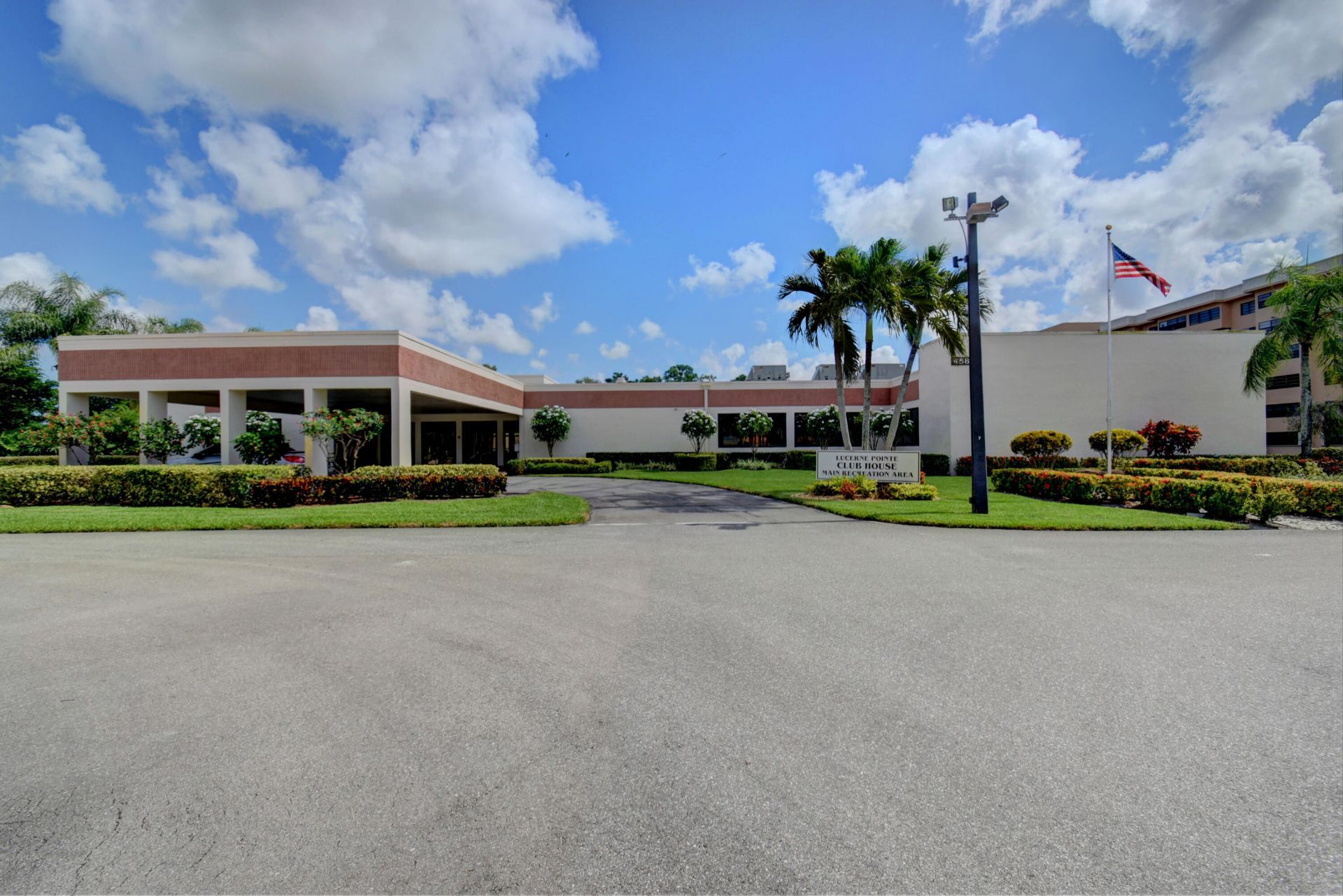 4640 W Lucerne Lakes Blvd W, Unit 502, Lake Worth, FL 33467 Photo