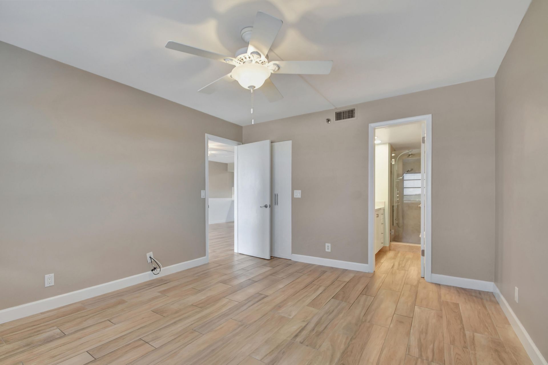 4640 W Lucerne Lakes Blvd W, Unit 502, Lake Worth, FL 33467 Photo