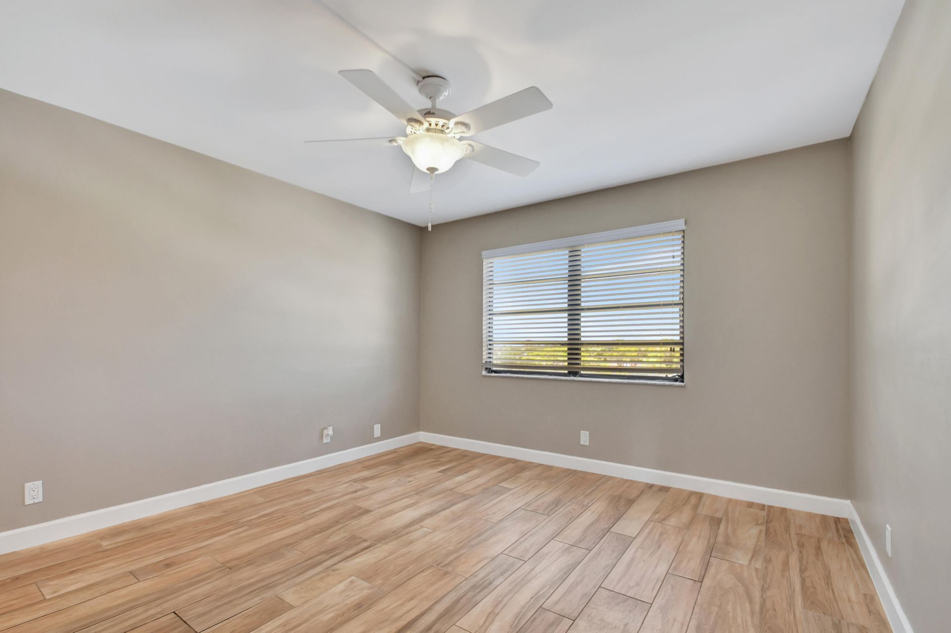 4640 W Lucerne Lakes Blvd W, Unit 502, Lake Worth, FL 33467 Photo