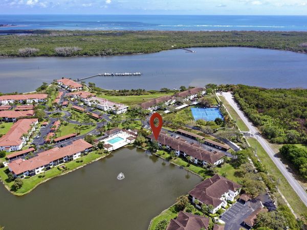 6041 SE Landing Way, Stuart, FL 34997