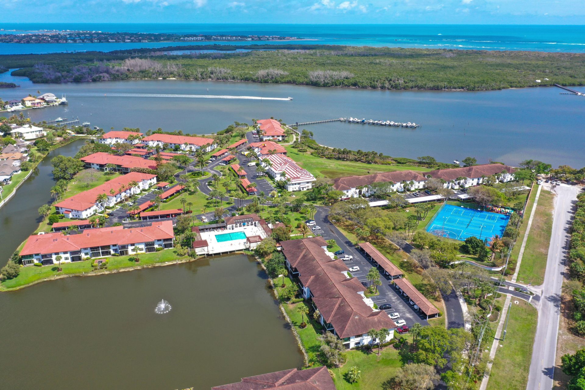 6041 SE Landing Way, Stuart, FL 34997 Photo