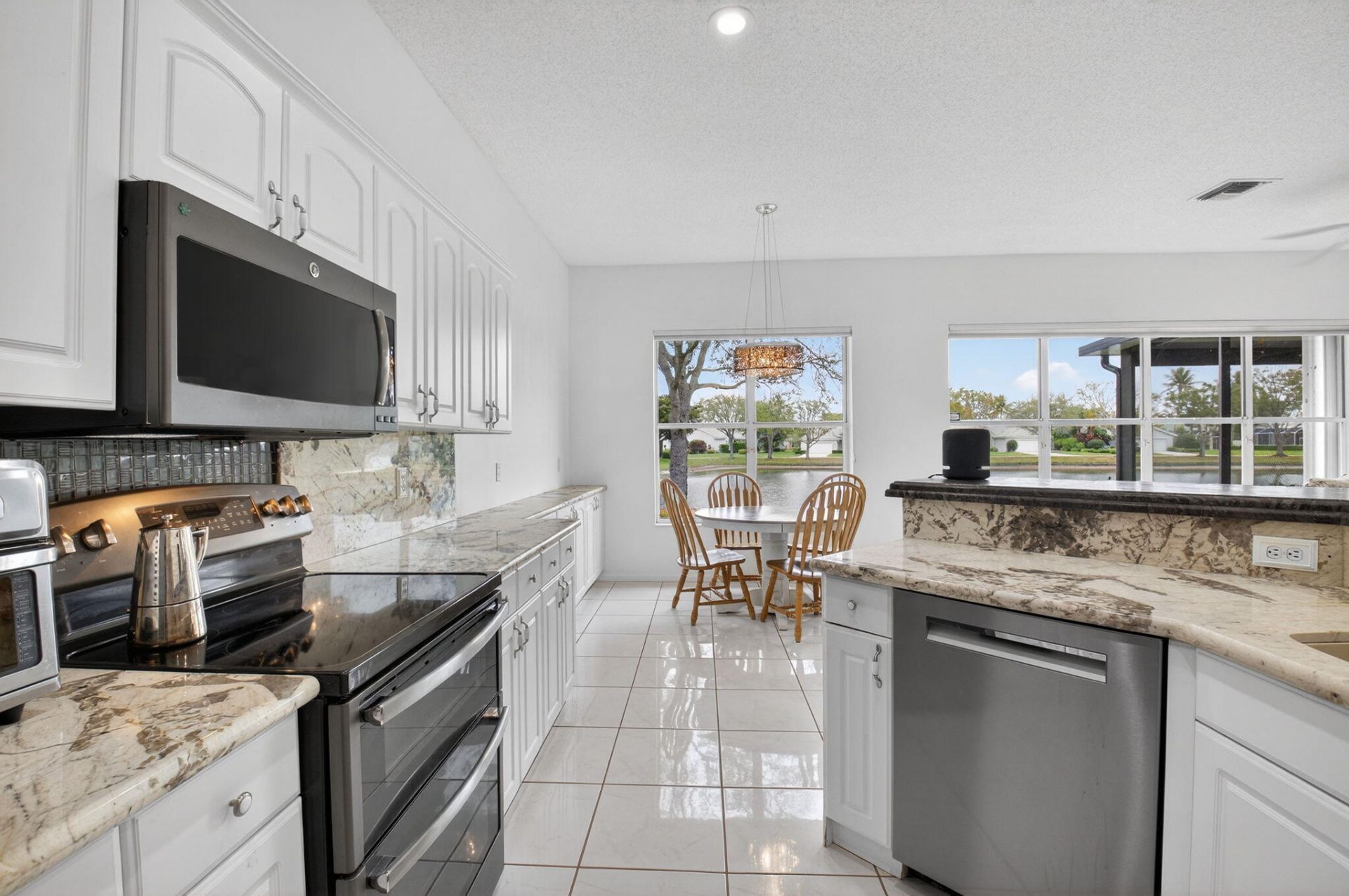 7823 Rockford Road, Boynton Beach, FL 33472 Photo