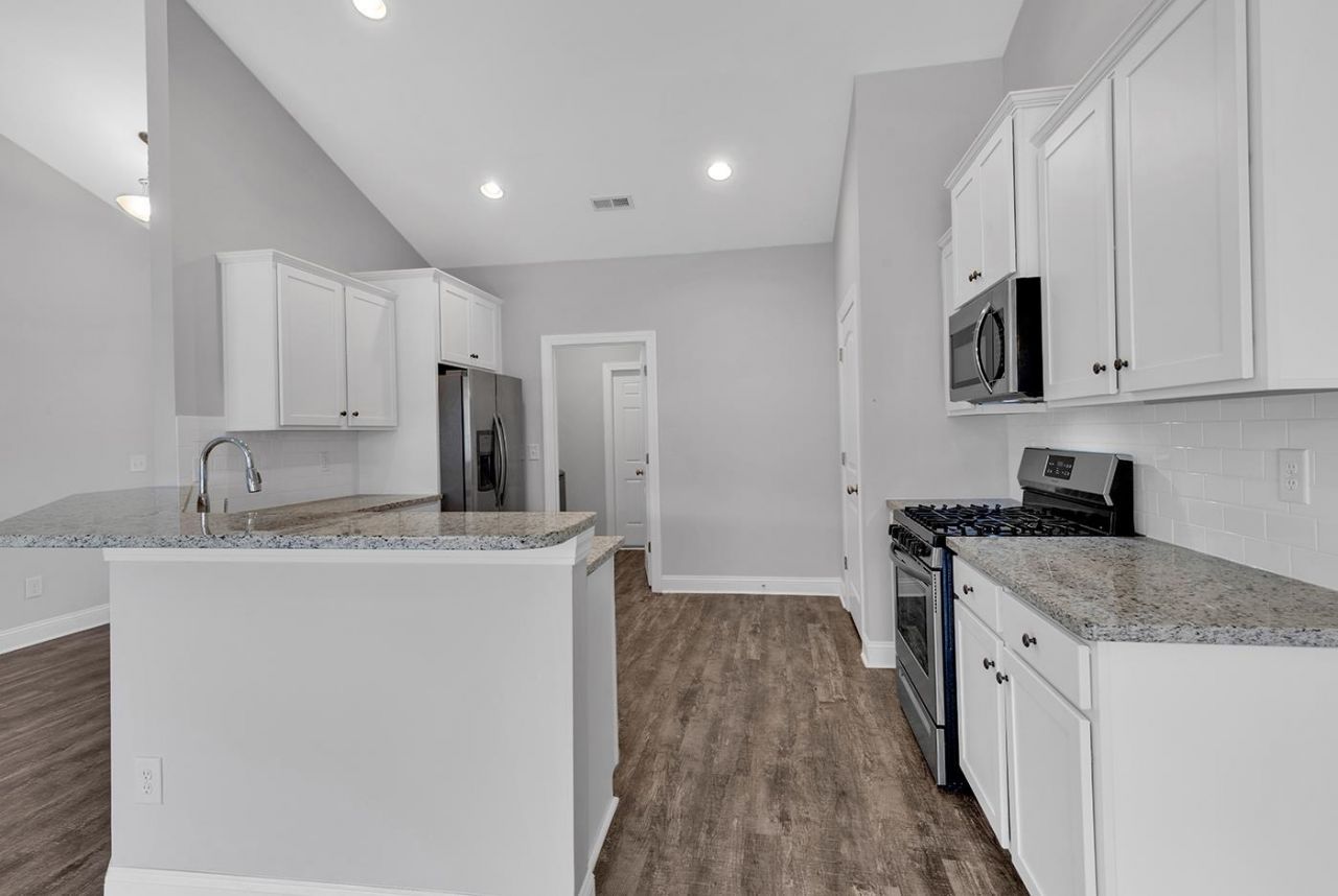 4225 Woodcliffe Dr. Photo 11