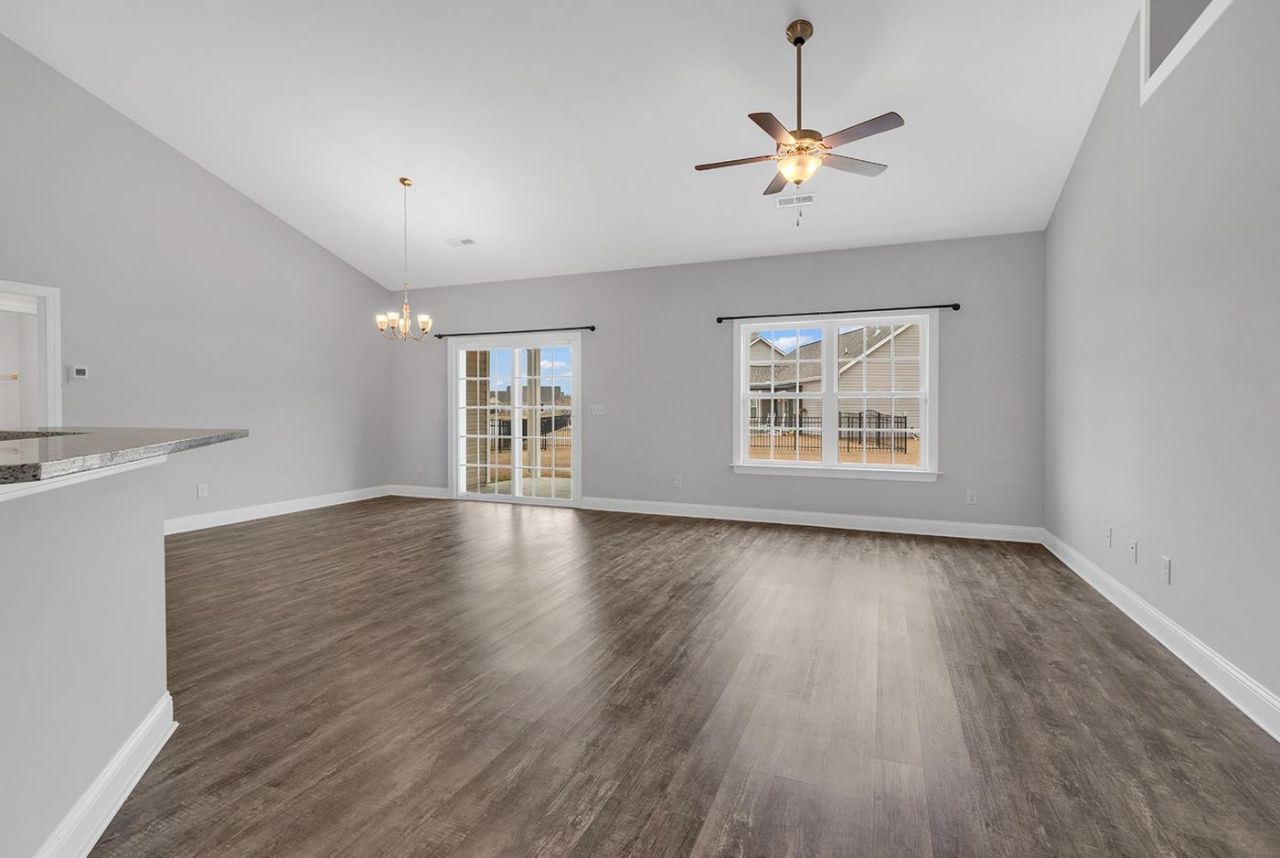 4225 Woodcliffe Dr. Photo 4