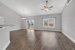 4225 Woodcliffe Dr. photo 4