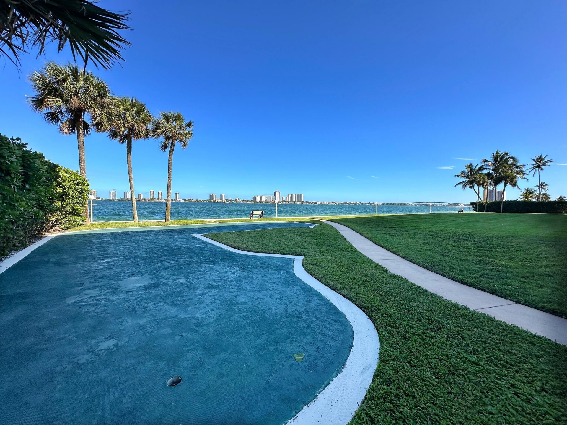 501 Lake Shore Drive, Unit Fifth Floo, West Palm Beach, FL 33403 Photo