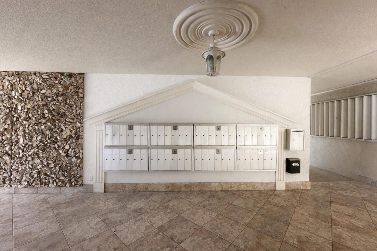 501 Lake Shore Drive, Unit Fifth Floo, West Palm Beach, FL 33403 Photo