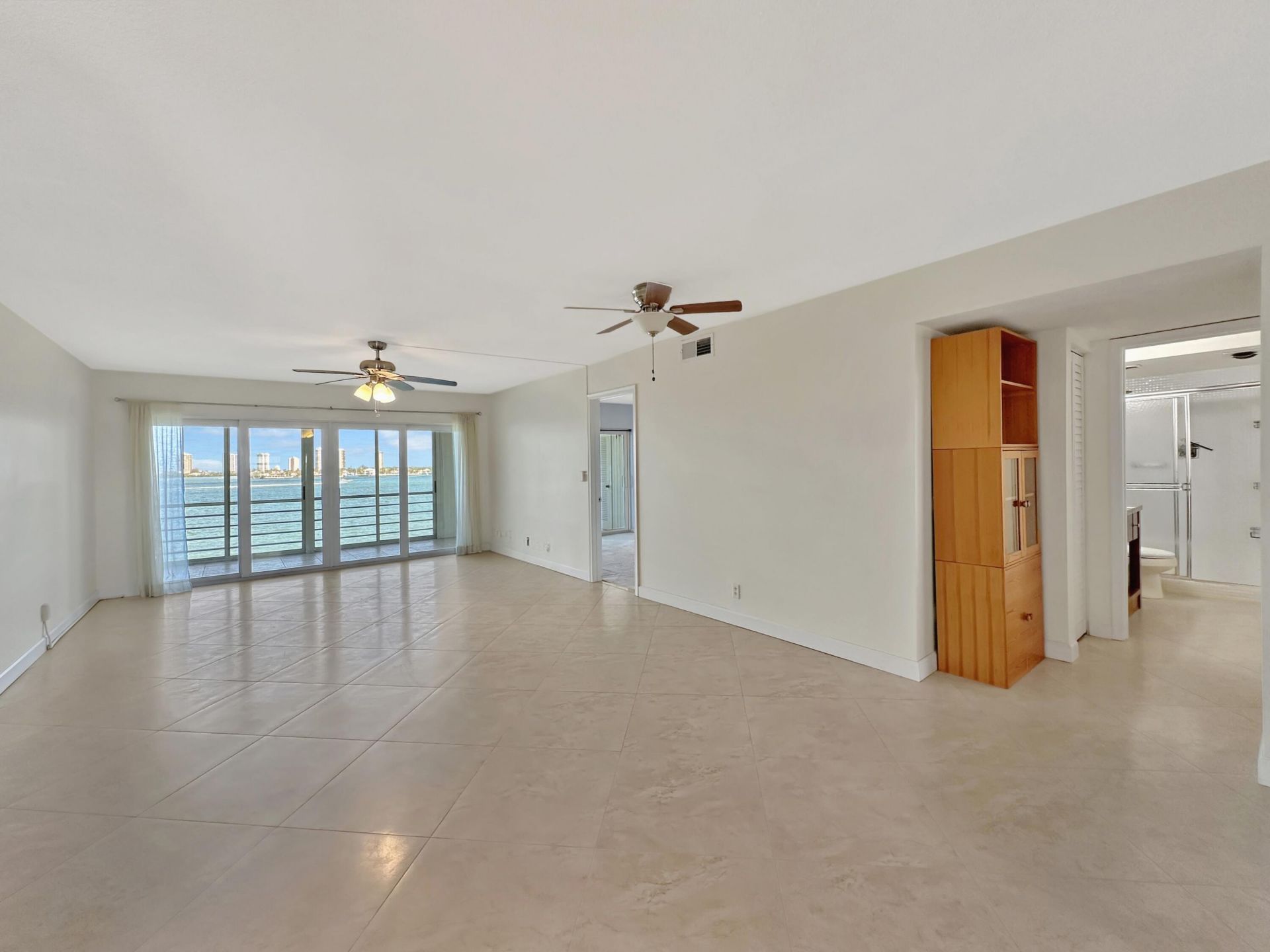 501 Lake Shore Drive, Unit Fifth Floo, West Palm Beach, FL 33403 Photo