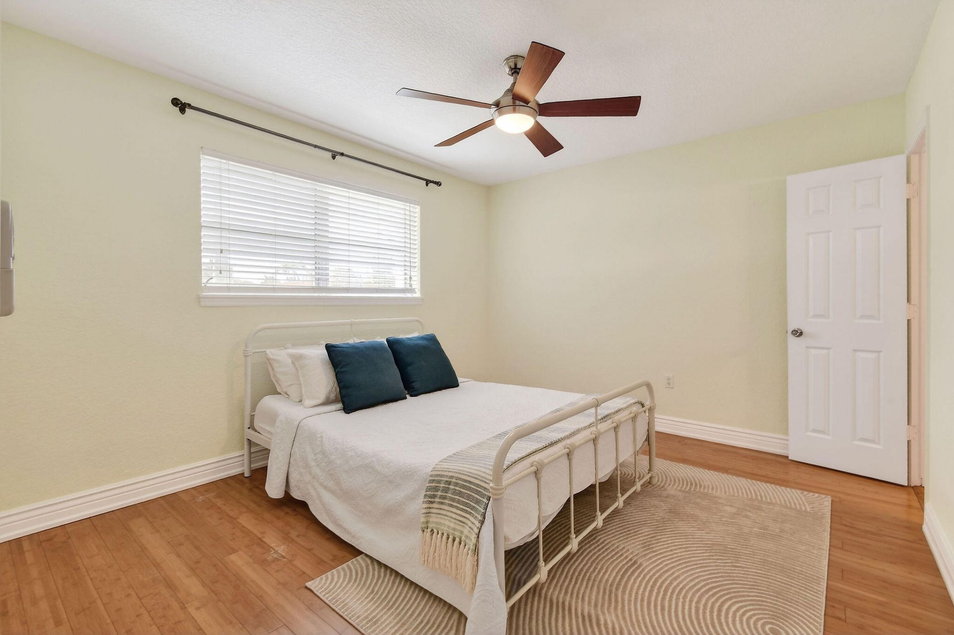 400 Northlake Drive, North Palm Beach, FL 33408 Photo