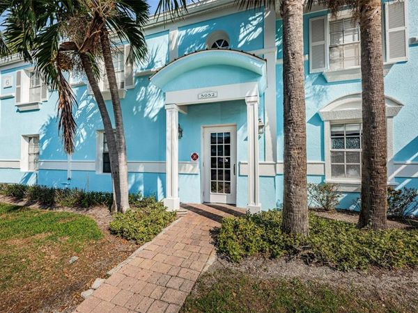 5052 STARFISH DRIVE SE, Unit D, ST PETERSBURG, FL 33705