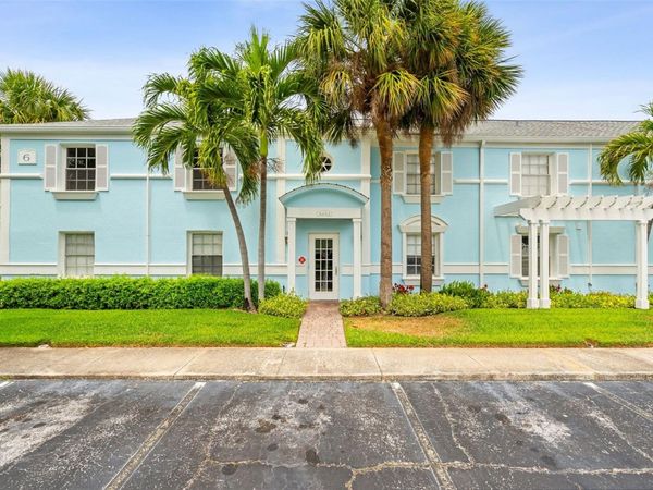 5052 STARFISH DRIVE SE, Unit D, ST PETERSBURG, FL 33705