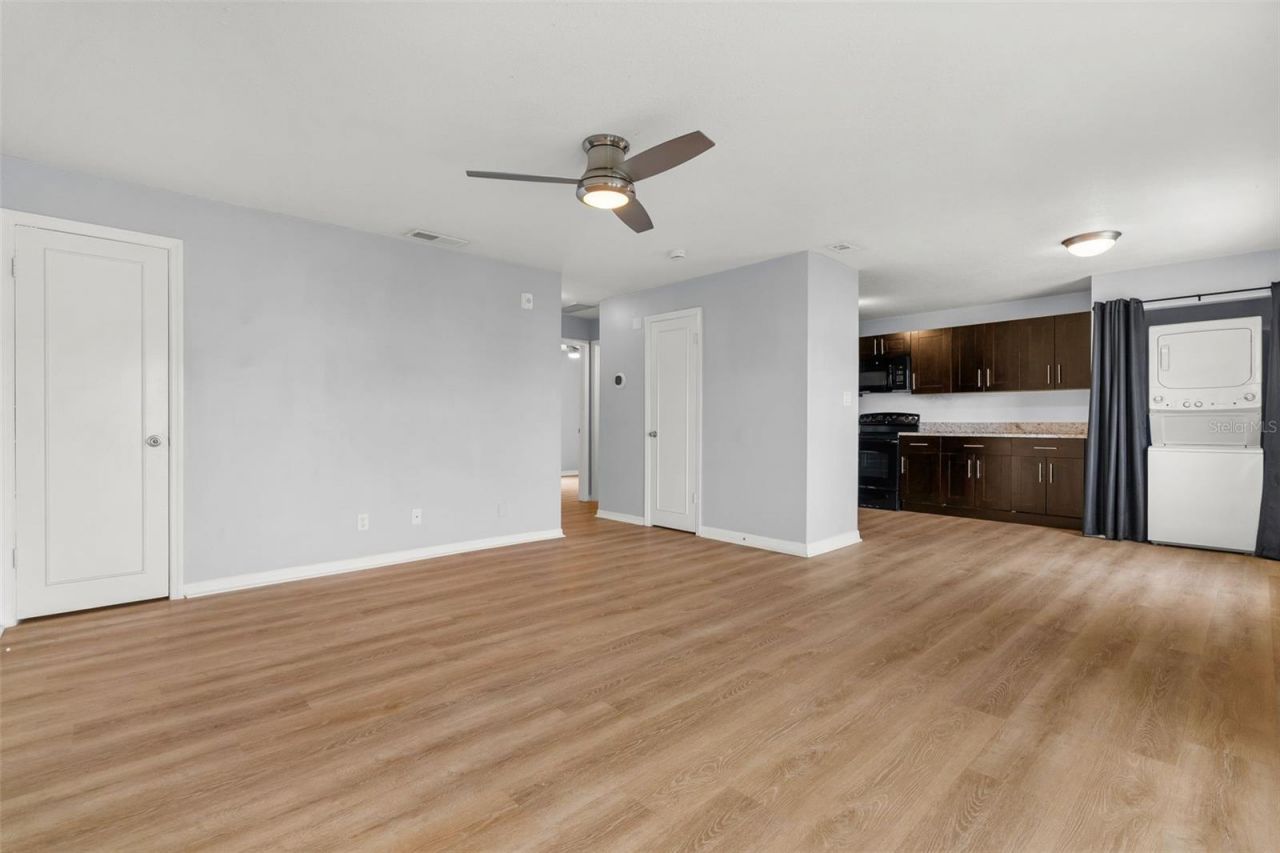 5052 Starfish Drive Se, Unit D, Saint Petersburg, FL 33705 Photo
