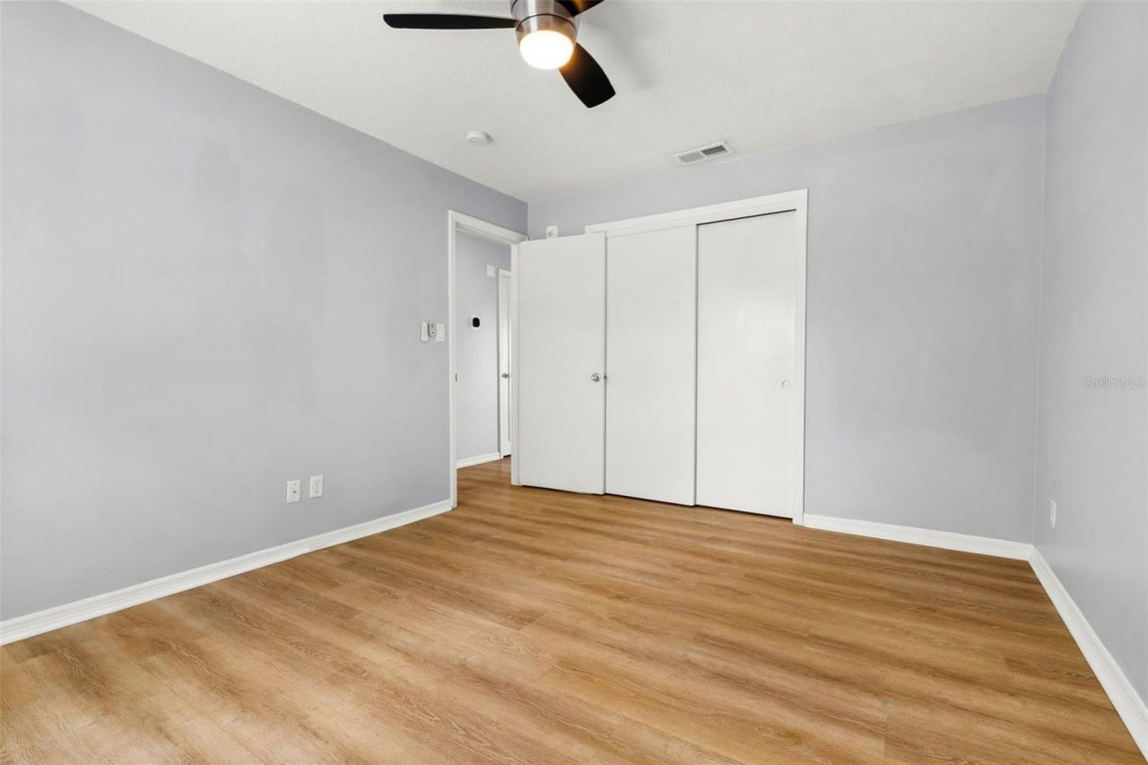 5052 Starfish Drive Se, Unit D, Saint Petersburg, FL 33705 Photo