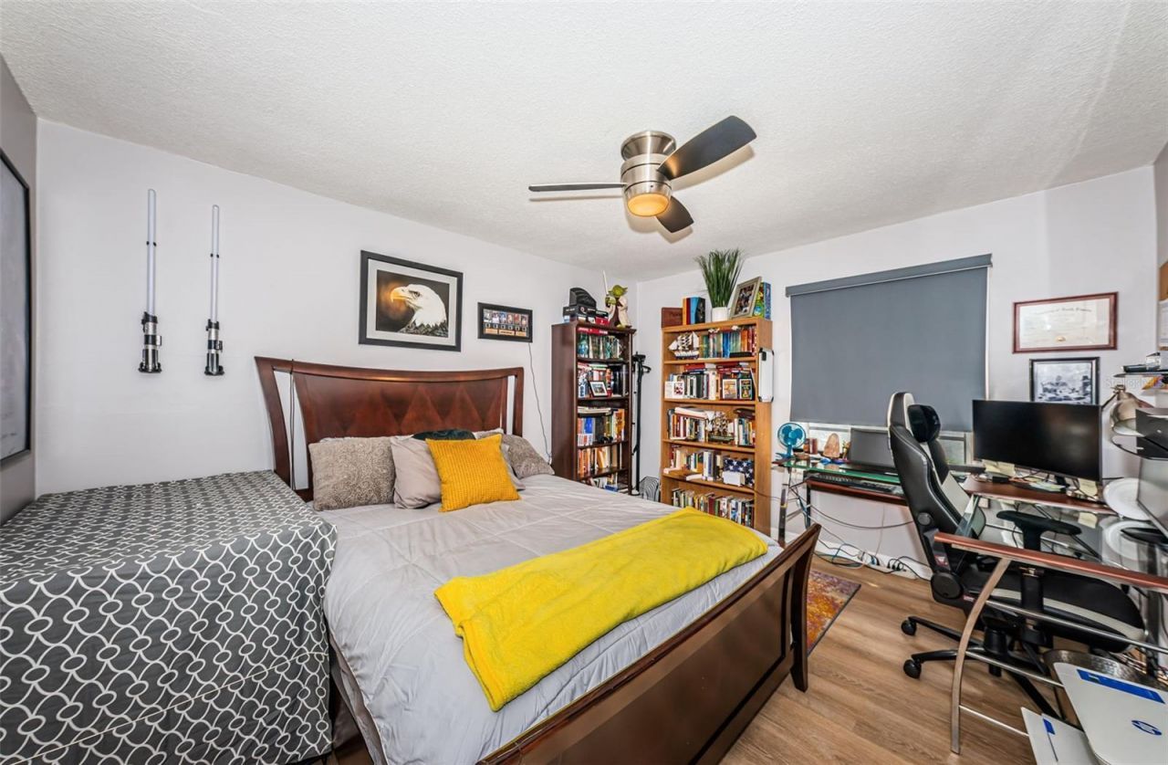 5052 Starfish Drive Se, Unit D, Saint Petersburg, FL 33705 Photo