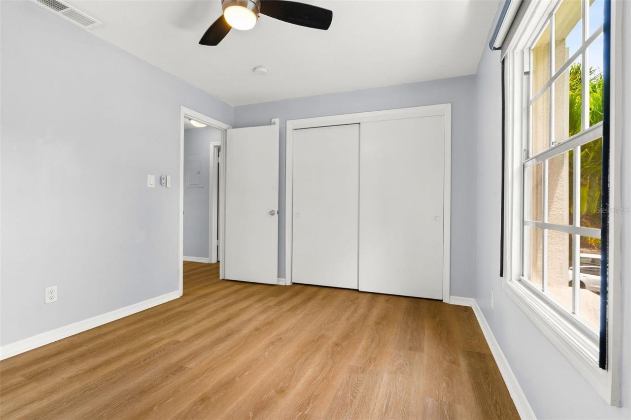 5052 Starfish Drive Se, Unit D, Saint Petersburg, FL 33705 Photo
