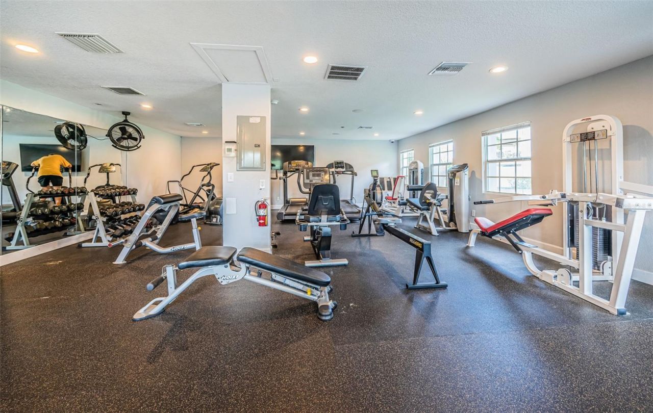 5052 Starfish Drive Se, Unit D, Saint Petersburg, FL 33705 Photo