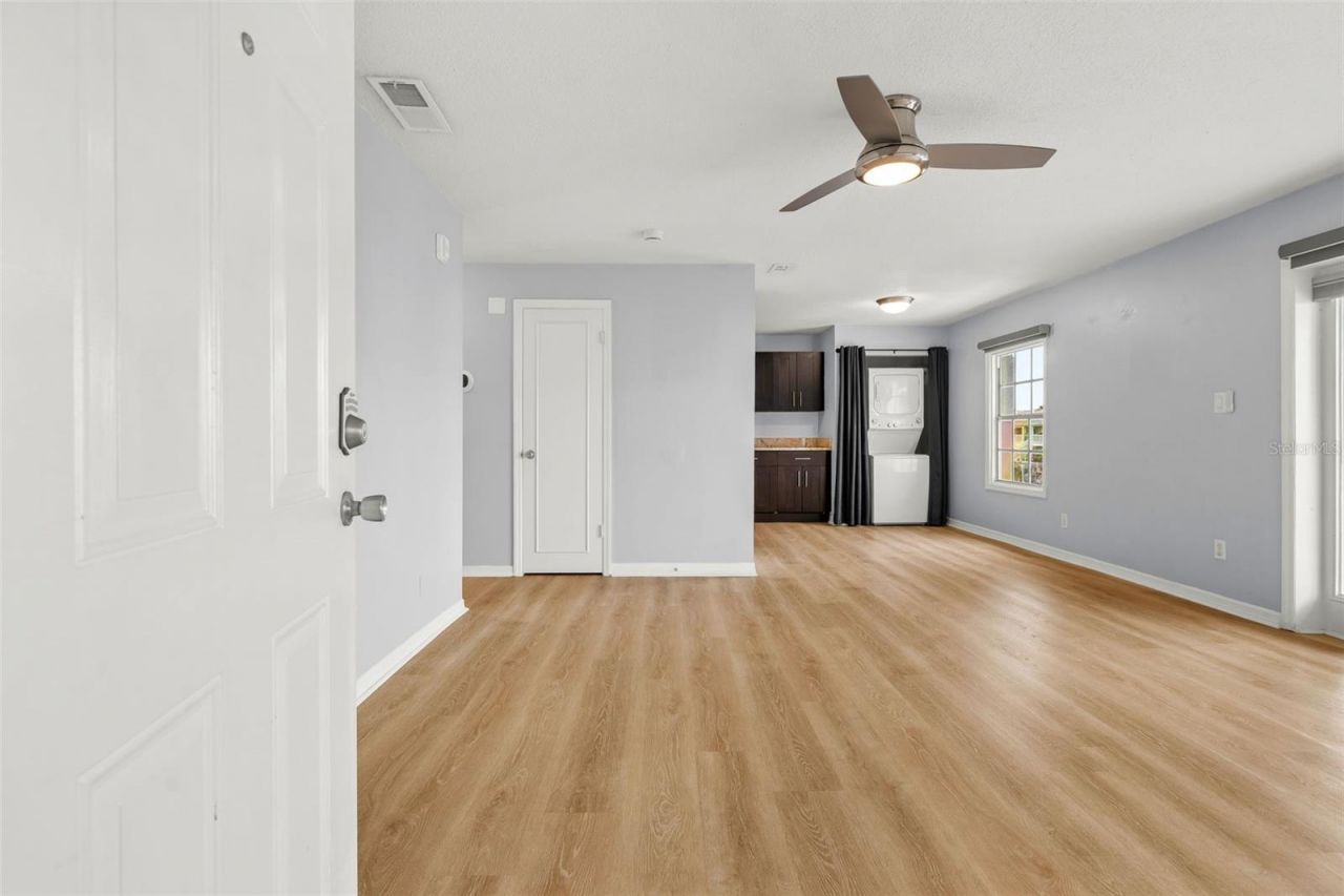 5052 Starfish Drive Se, Unit D, Saint Petersburg, FL 33705 Photo