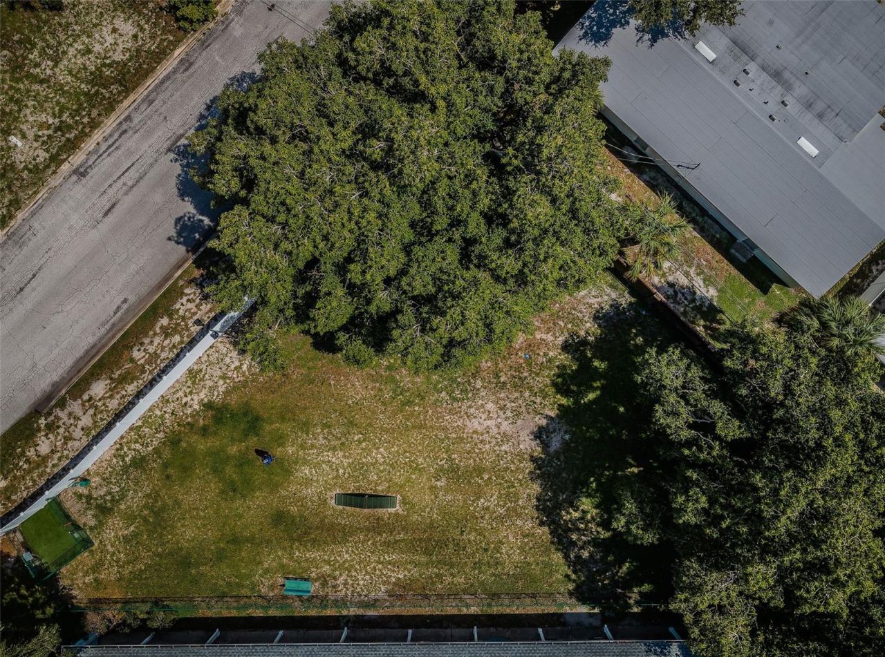 5052 Starfish Drive Se, Unit D, Saint Petersburg, FL 33705 Photo