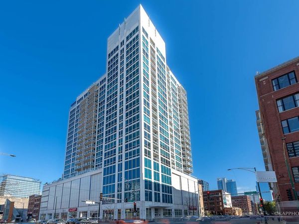 757 N Orleans Street, Unit 1505, Chicago, IL 60654