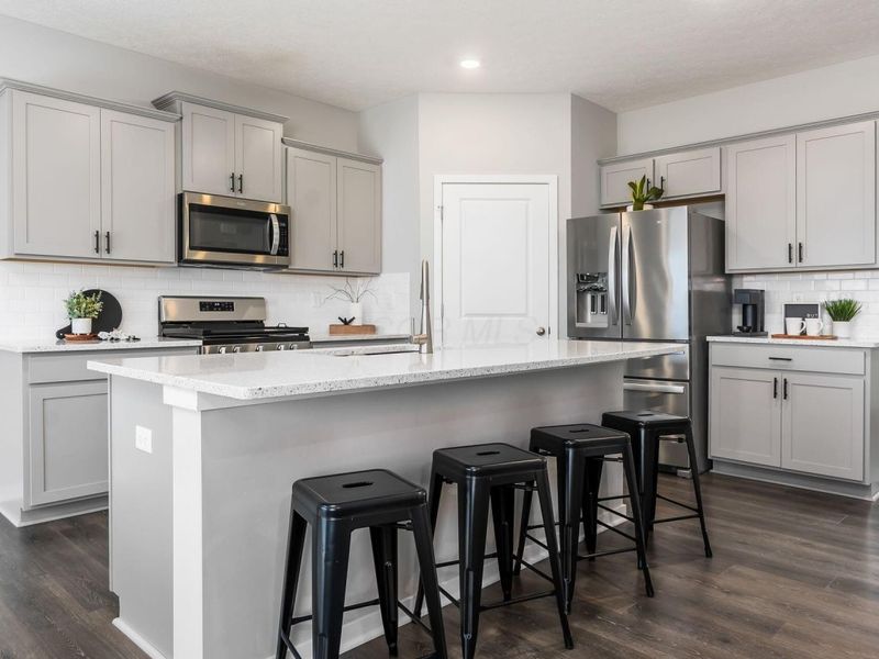 226 Springer Woods Boulevard, Delaware, OH 43015 Photo 9