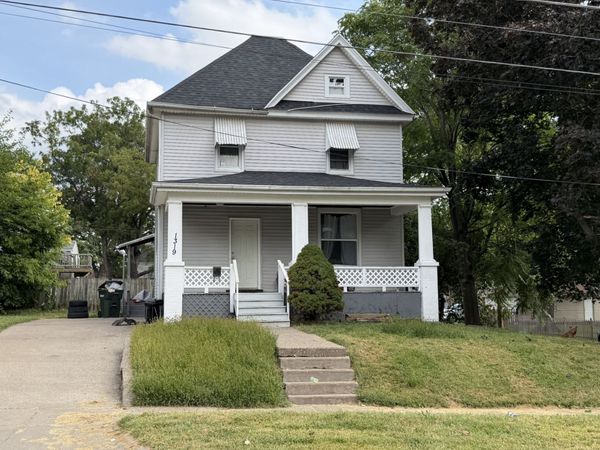 1319 Warren Street , Davenport, IA 52804