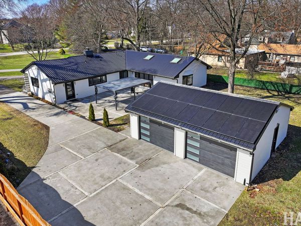 2913 Jackson Drive, Arlington Heights, IL 60004