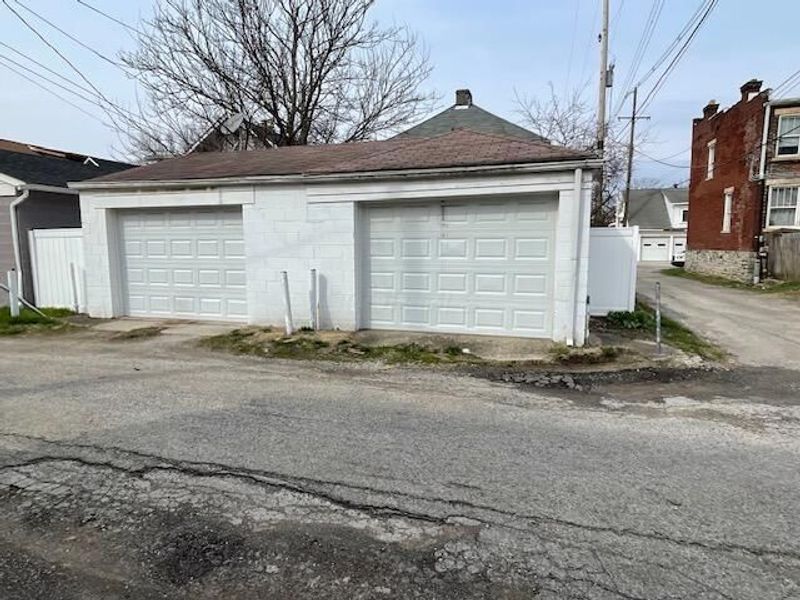 403-05 E Welch Avenue, Columbus, OH 43207 Photo 3