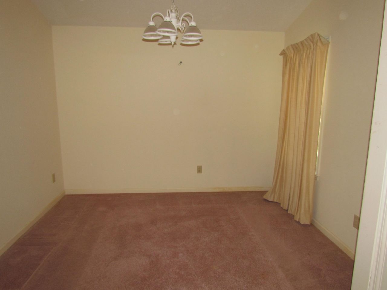 1403 Sunningdale Ln. Photo 12