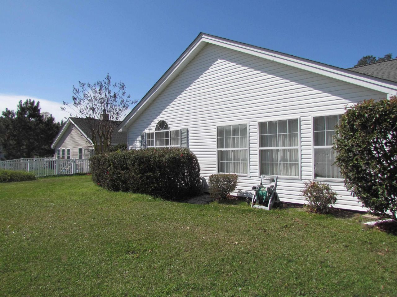 1403 Sunningdale Ln. Photo 15