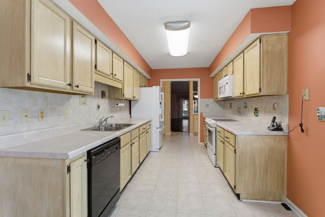 103 Timberline Dr. Photo 11