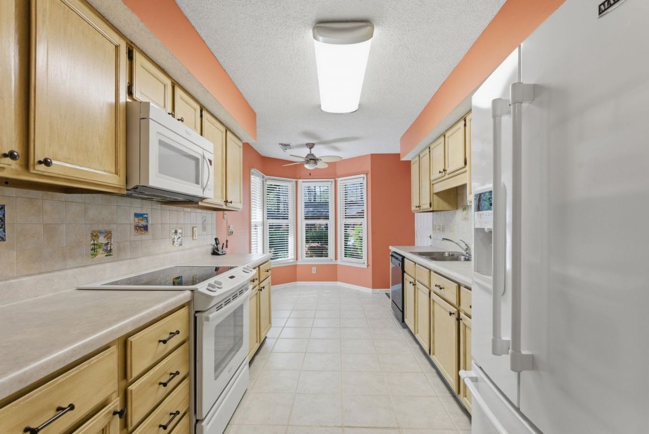 103 Timberline Dr. Photo 12